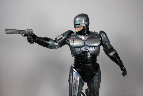 Robocop: Robocop 1:4 Scale Statue