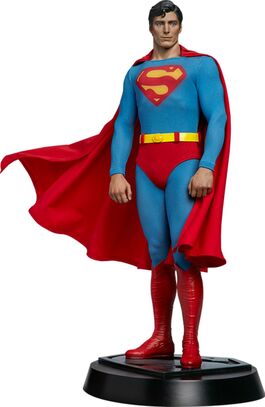 DC Comics: Superman 1978 Movie - Premium 1:4 Scale Statue