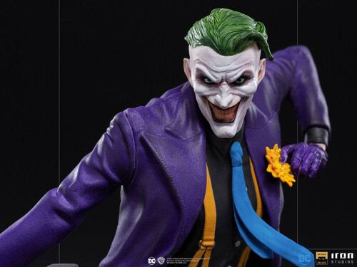 DC Comics Estatua 1/10 Deluxe Art Scale The Joker 23 cm