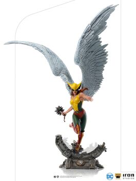 DC Comics: Deluxe Hawkgirl 1:10 Scale Statue